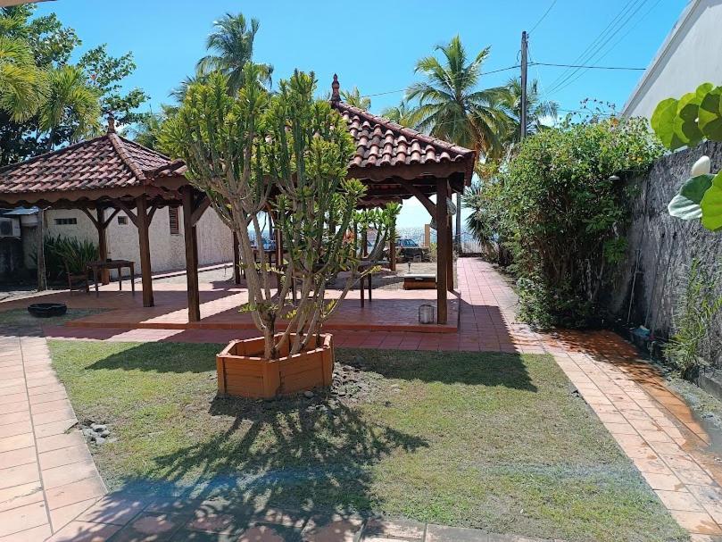 Votre Bungalow "Petit Tresor" Vintage 80 Apartamento Le Carbet Exterior foto
